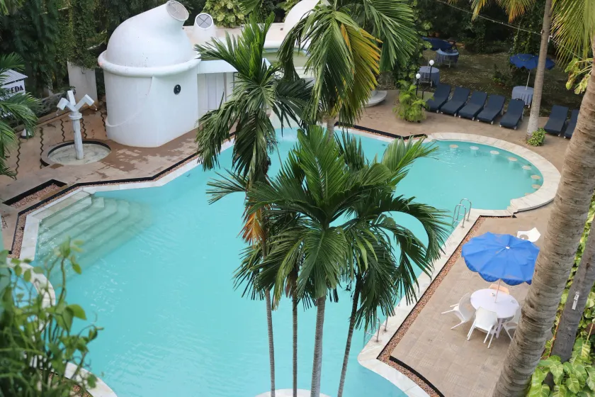 Hotel Parisutham - Image 1
