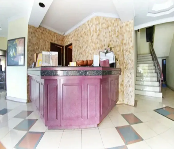 Quint Hotel - Lobby