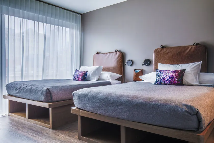 Moxy Chicago Downtown - Image 1