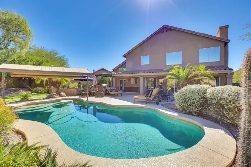 Outdoor Kitchen & Pool: Cave Creek Getaway - Image 1