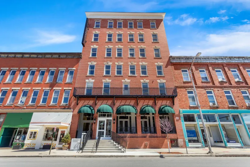 Tygart Hotel, an Ascend Collection Hotel - Image 1