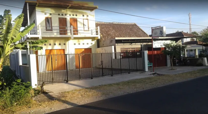 Rumah Singgah Peziarah Ganjuran - Image 1