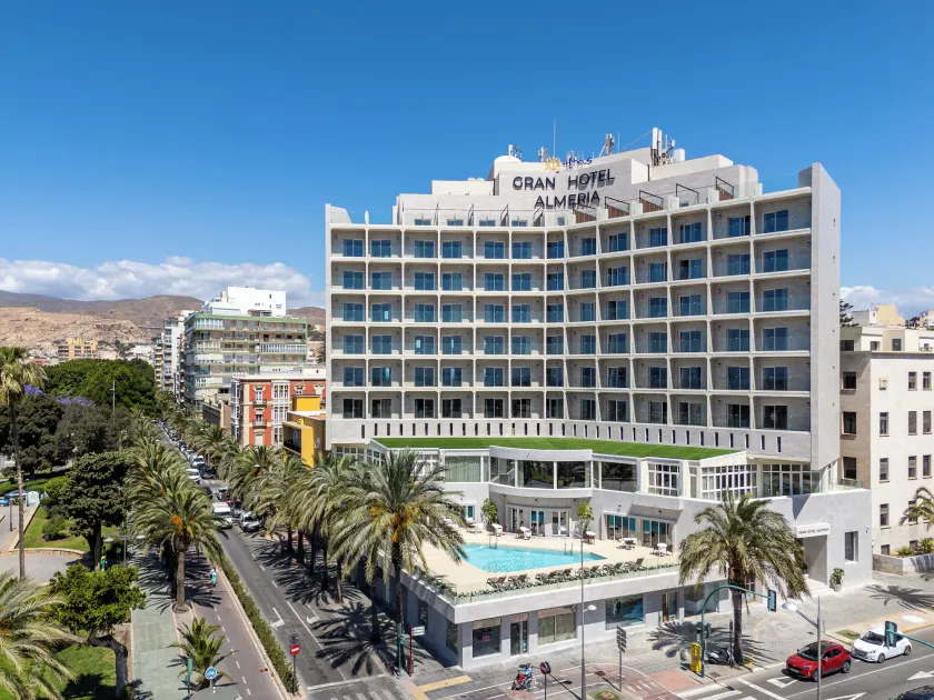 Ohtels Gran Hotel Almeria - Image 1