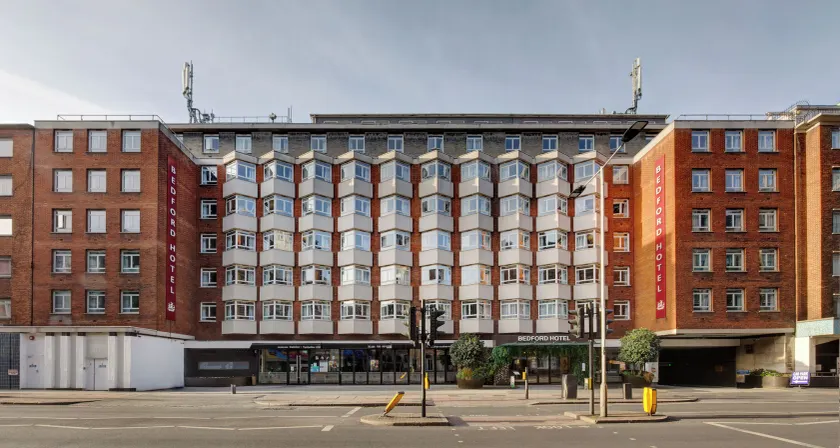 Bedford Hotel - Image 1