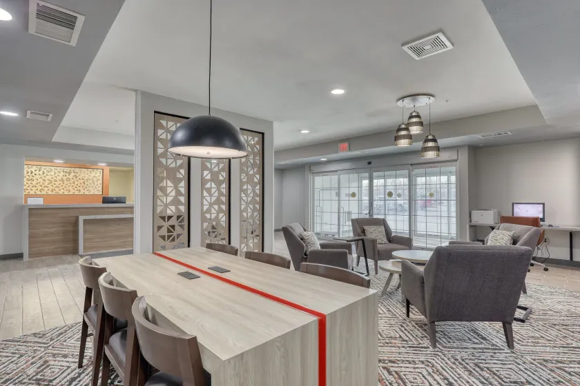 Candlewood Suites Milwaukee Airport - Oak Creek by IHG - Lobby