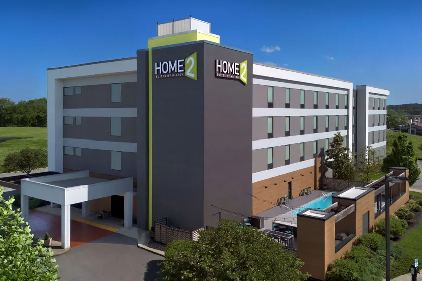 Home2 Suites by Hilton Clarksville/Ft. Campbell - Image 1