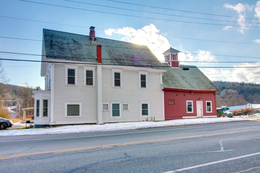 All-Season Ludlow Apartment: 3 Mi to Okemo Resort! - Innvendig