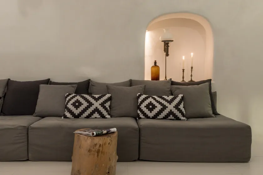 Porto Fira Suites - Coin salon dans le hall