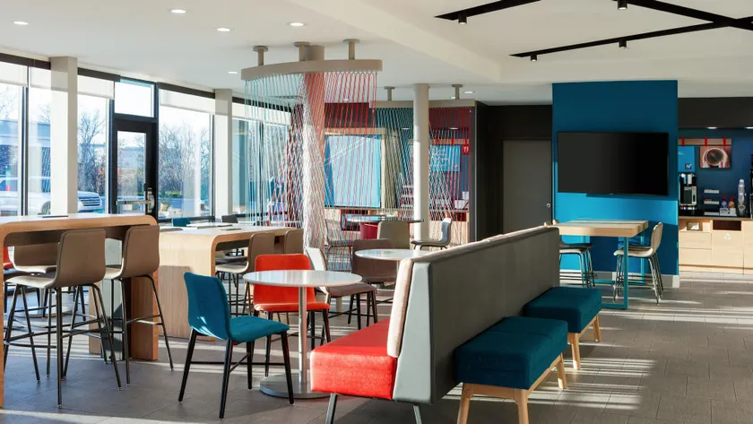 avid Hotel Ocala Downtown by IHG - Coin salon dans le hall