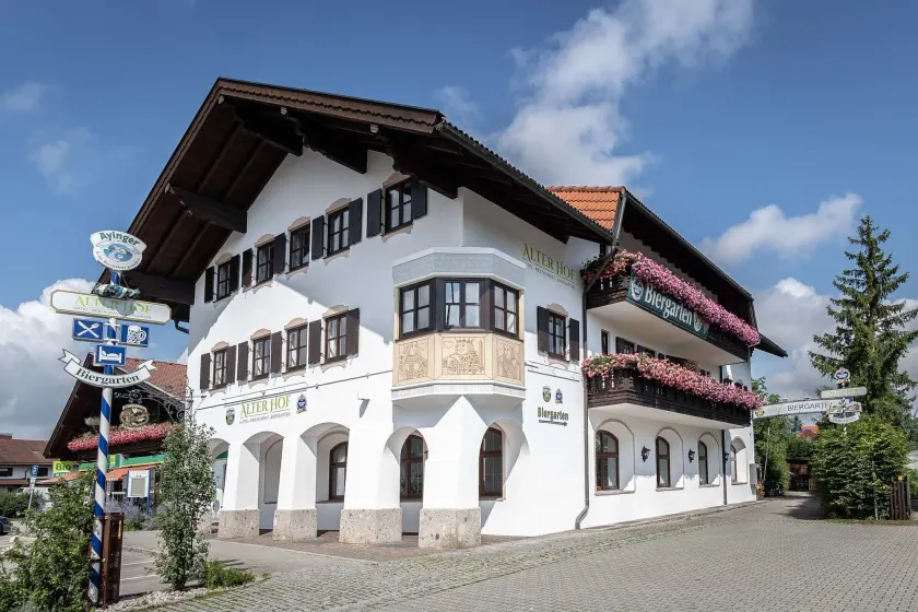 Alter Hof - Image 1