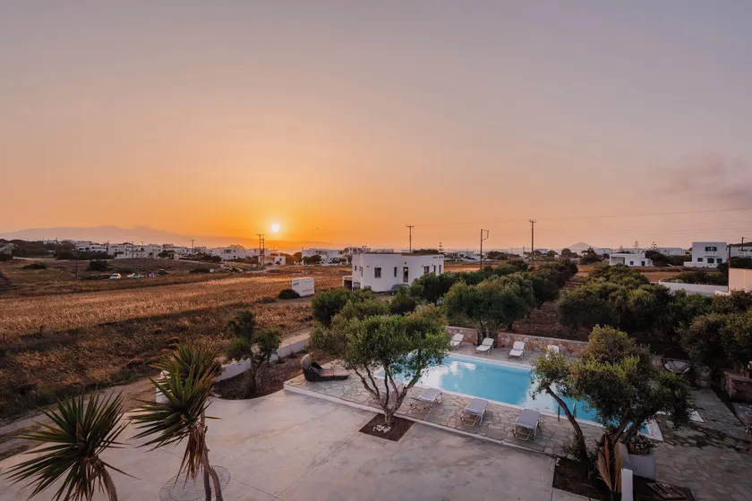 Diamantis Studios&Apartments - Image 1