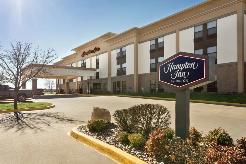 Hampton Inn Wichita-East - Image 1