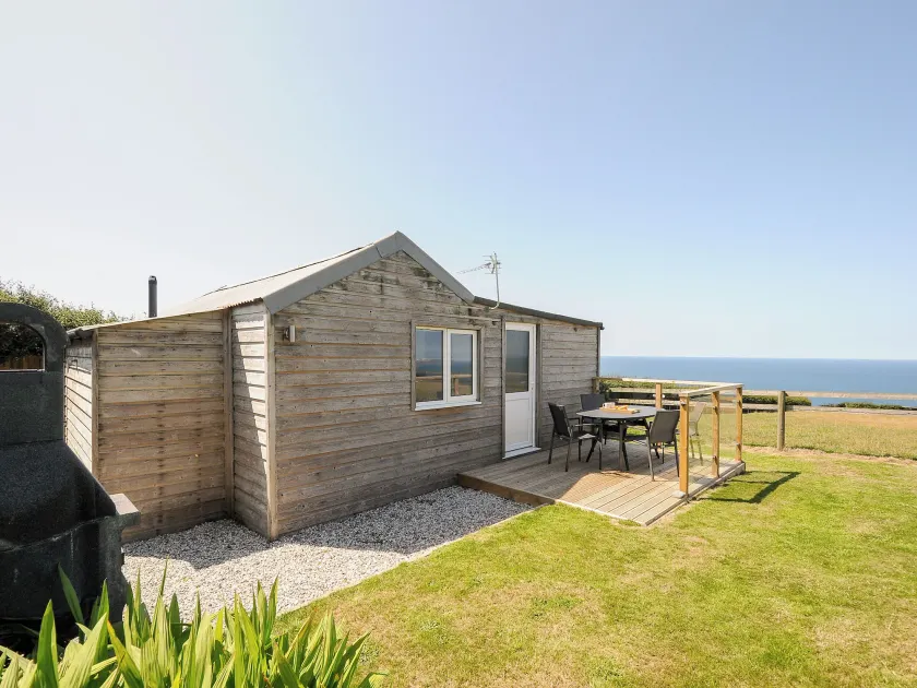 Lundy View Chalet - Image 1