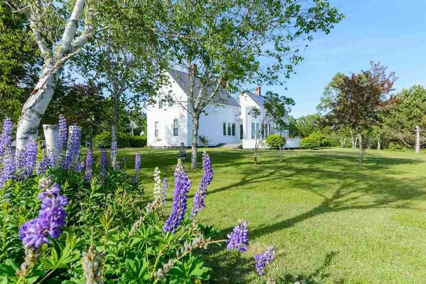 Fox Point Inn - Image 1