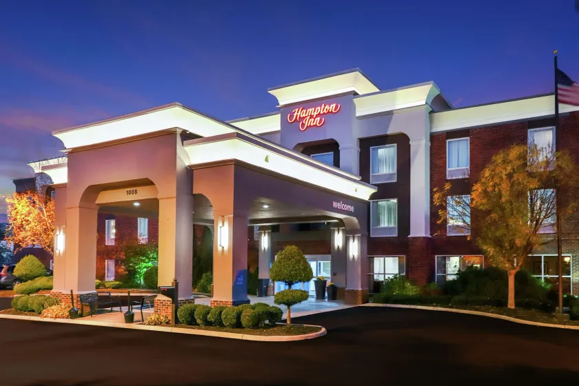 Hampton Inn Heath-Newark - Image 1