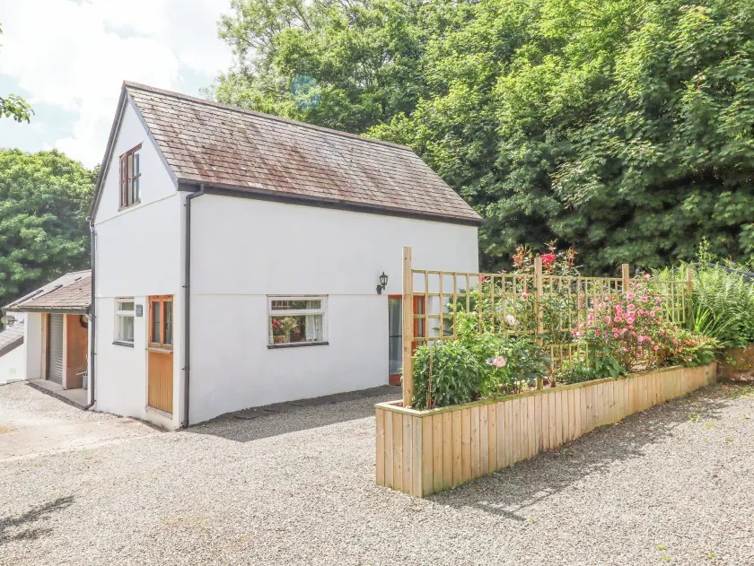 Dove Cottage - Image 1