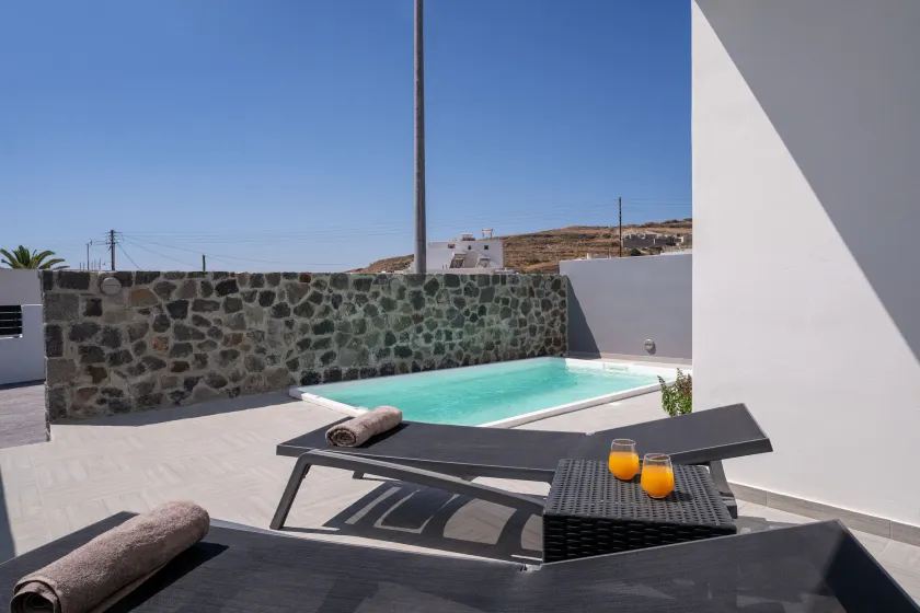 SantoRossa Luxury Villas - Image 1