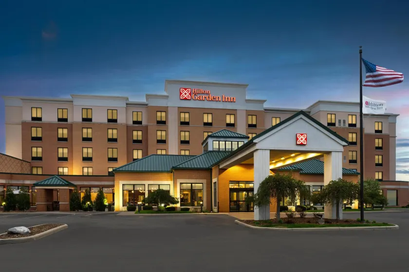 Hilton Garden Inn Cincinnati/West Chester - Image 1