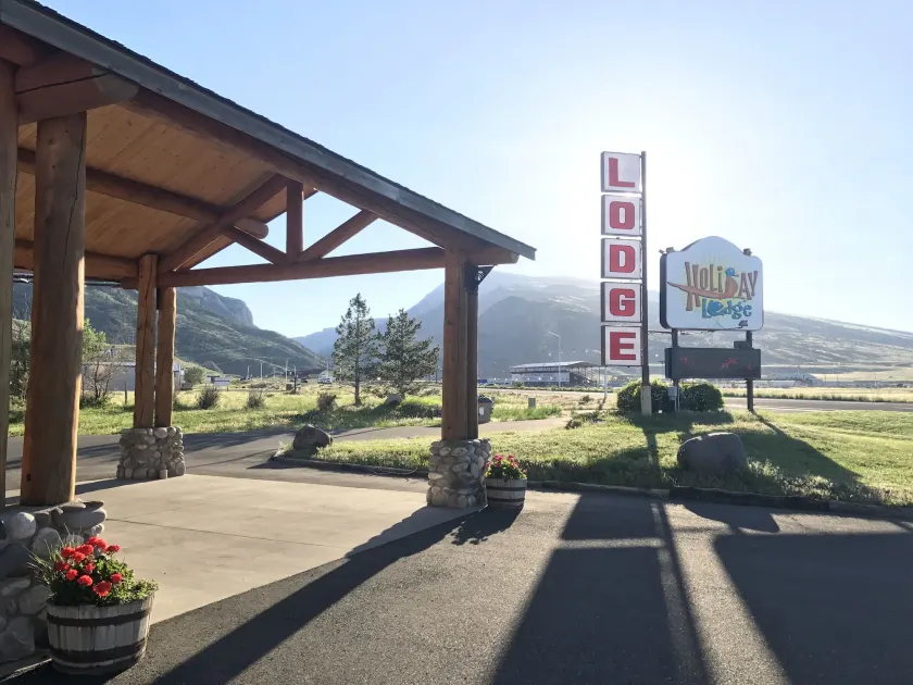 Holiday Lodge - Image 1