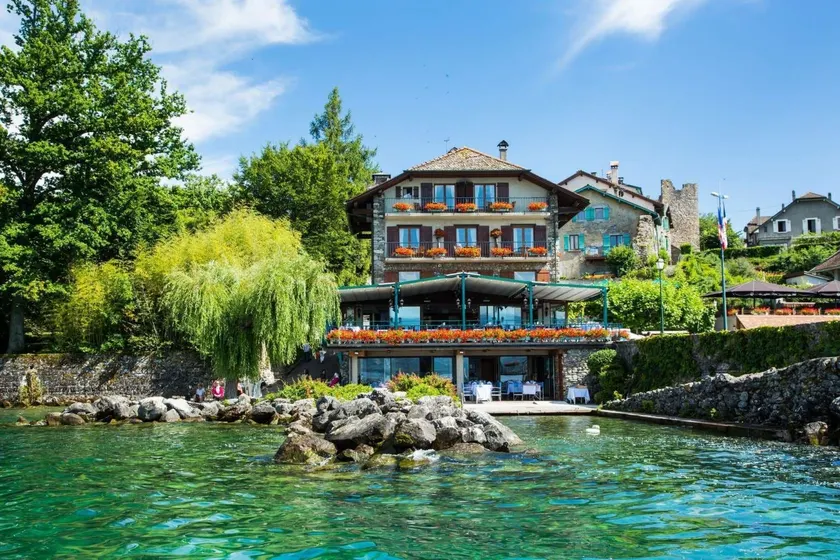 Hôtel Restaurant Du Port - Image 1