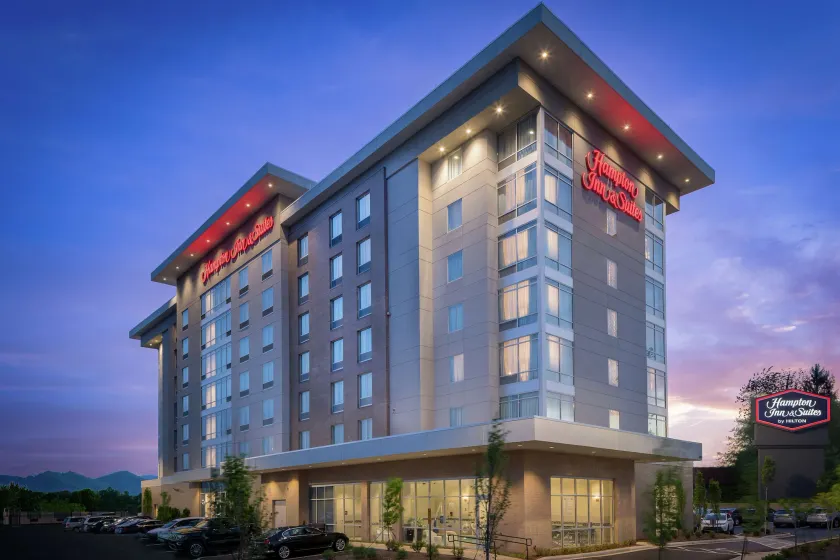 Hampton Inn & Suites Asheville Biltmore Area - Image 1