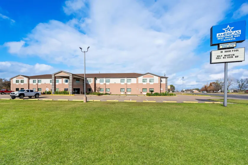 Americas Best Value Inn Somerville Texas - Image 1