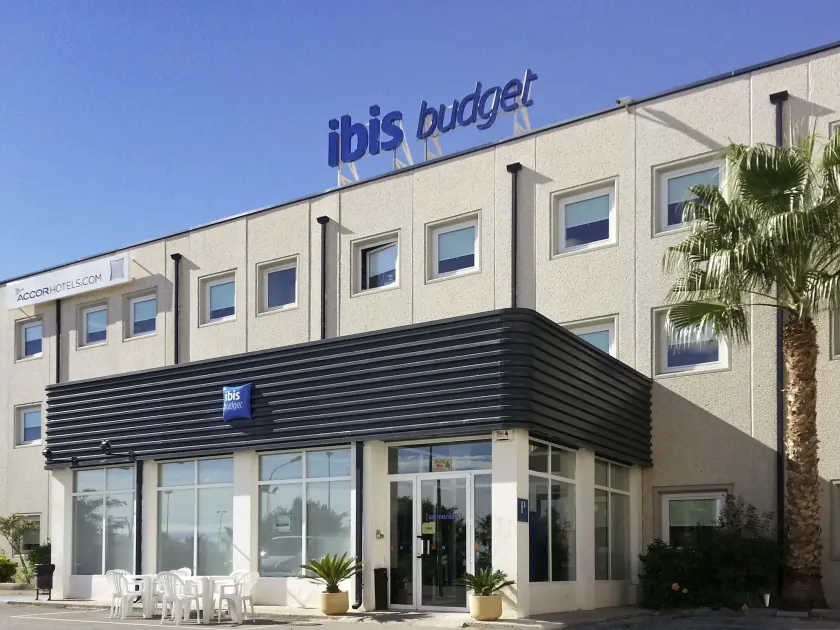 Ibis Budget Alicante - Image 1