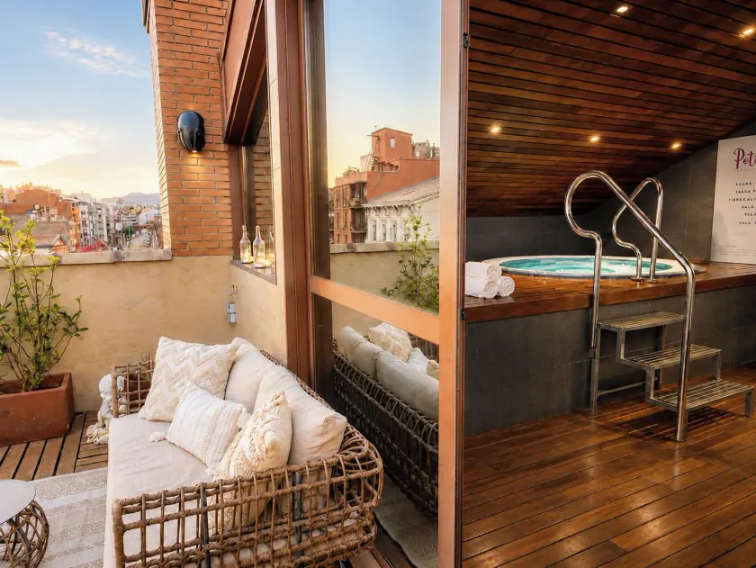 Hotel Sancho Abarca Petit SPA - Image 1