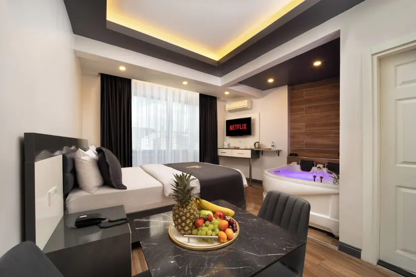 Bakırköy Zeugma Suit Otel - Image 1