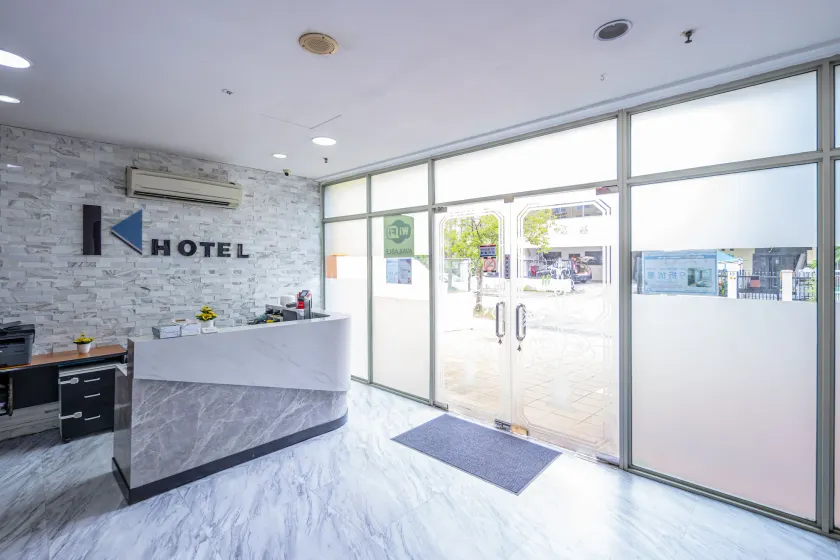 K Hotel 12 - Image 1