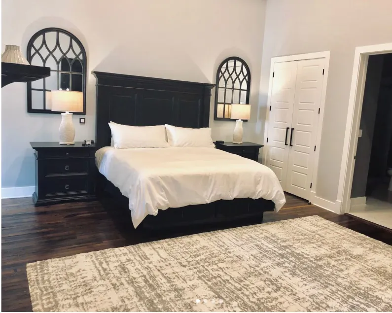 The Royal on Main  - Zimmer