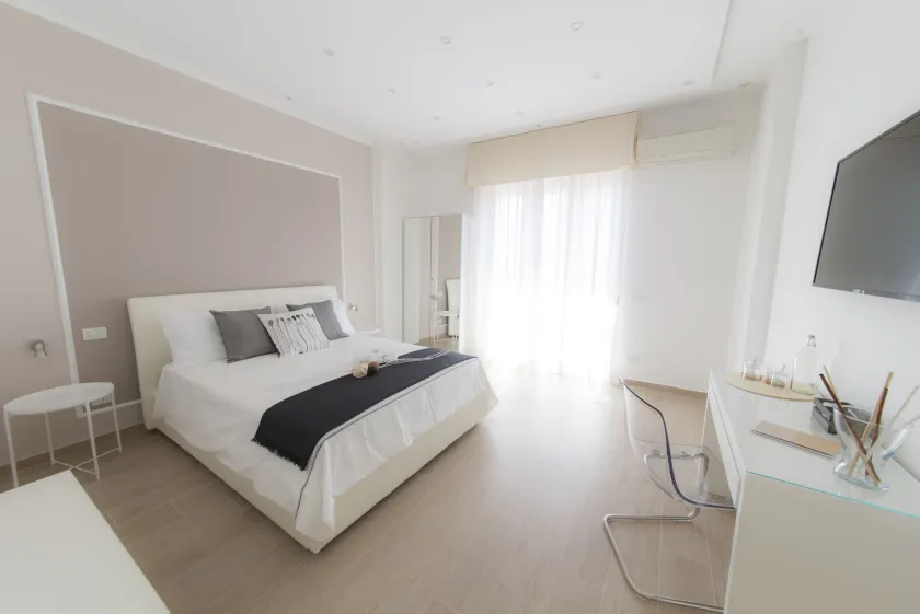 Chérie B&B - Salerno - Image 1