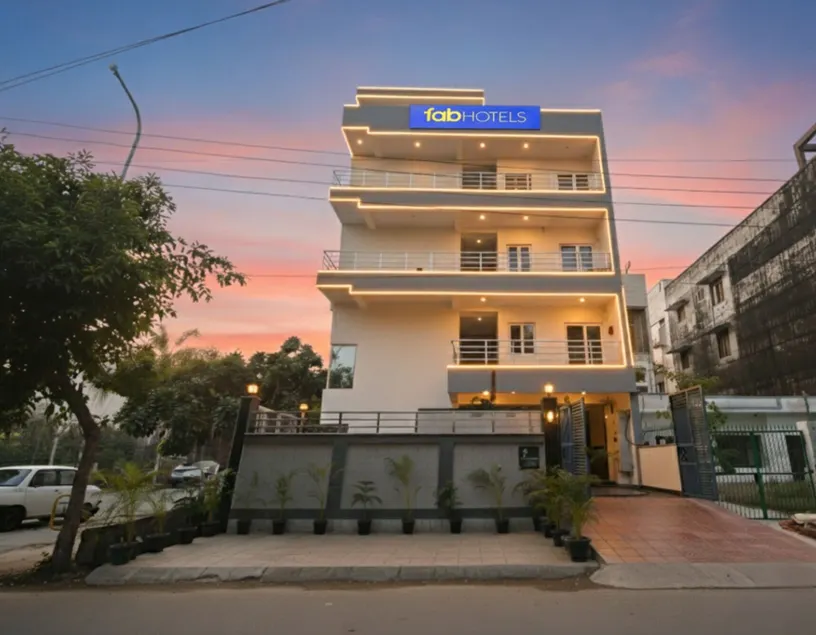 Fabhotel Palm Paradise - Image 1