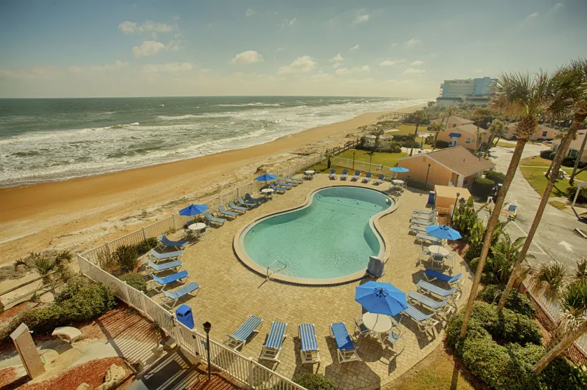 Coral Sands Inn - Image 1