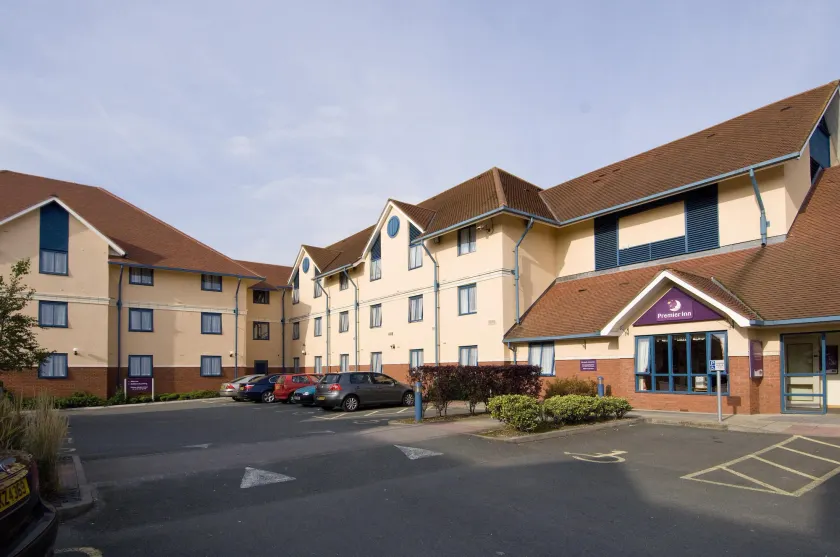 Premier Inn Worcester - M5 Jct6 - Image 1