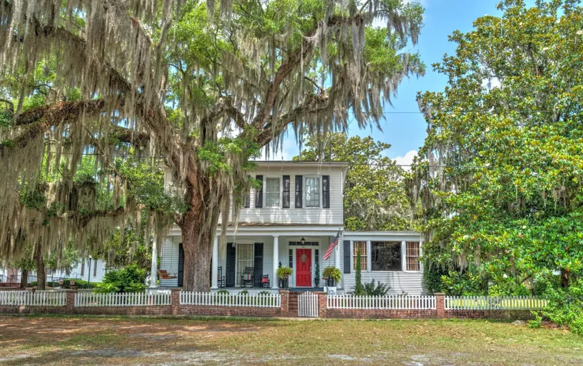 Open Gates Bed & Breakfast - Image 1