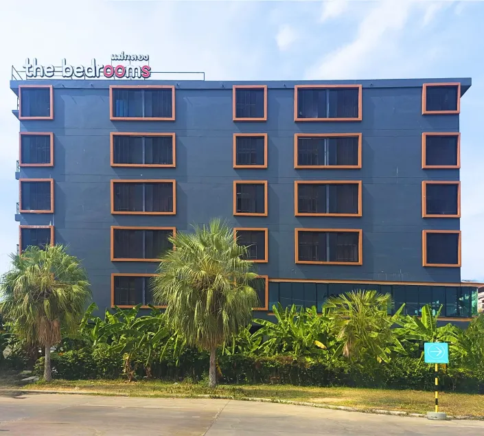 The Bedrooms Maeklong and Services Apartment - Image 1