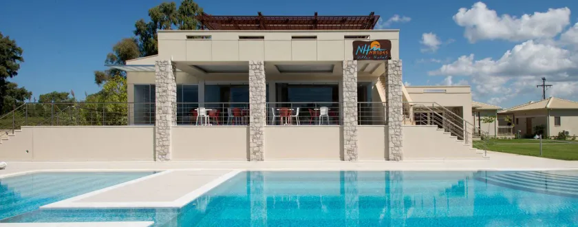 Niriides Luxury Villas - Image 1