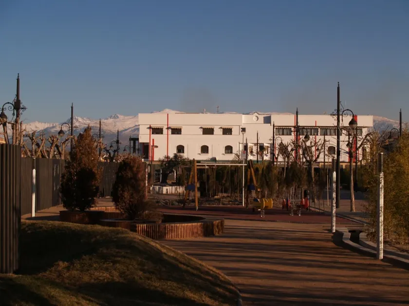 Hotel Corona de Atarfe - Image 1