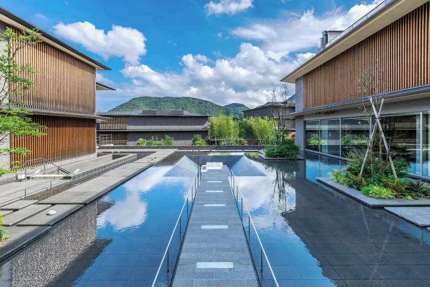 Hakone Gora KARAKU - Image 1