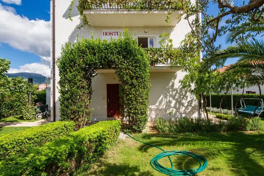 Hostel Oktarin - Image 1