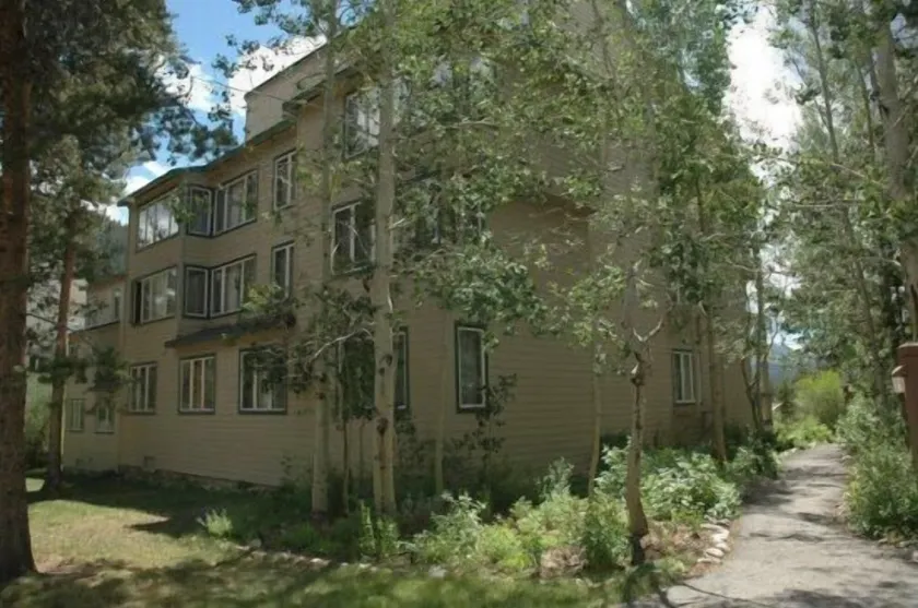 Pines Condominiums 2 Bedroom Apartment by Key to the Rockies - Image 1