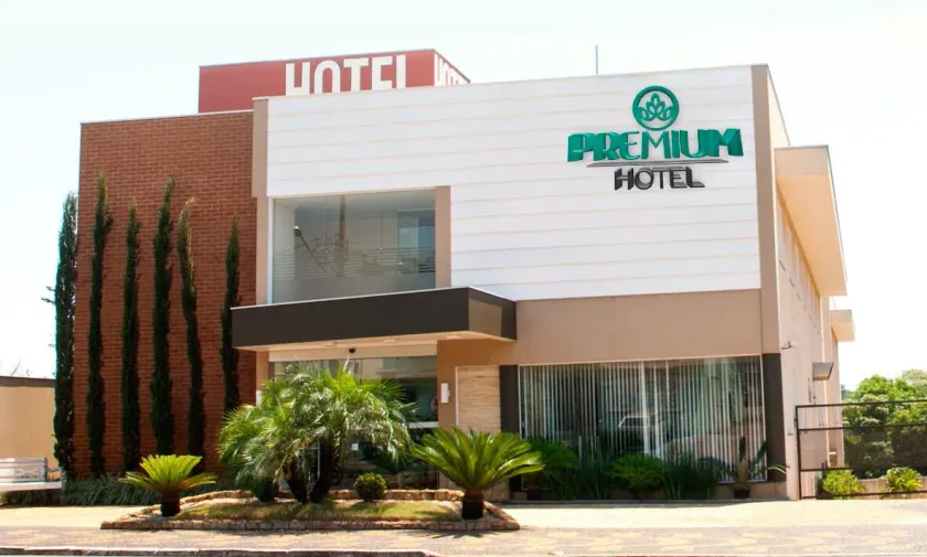 Hotel Premium Pirassununga - Image 1
