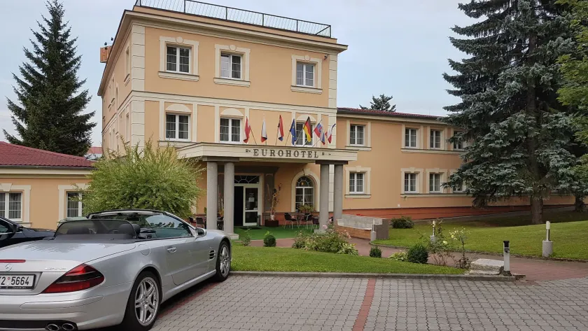 Eurohotel - Image 1