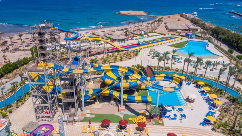 Blend Club Aqua Resort - Image 1
