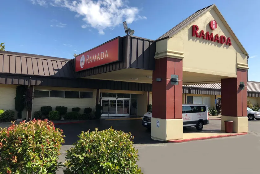 Ramada by Wyndham Sacramento - Image 1