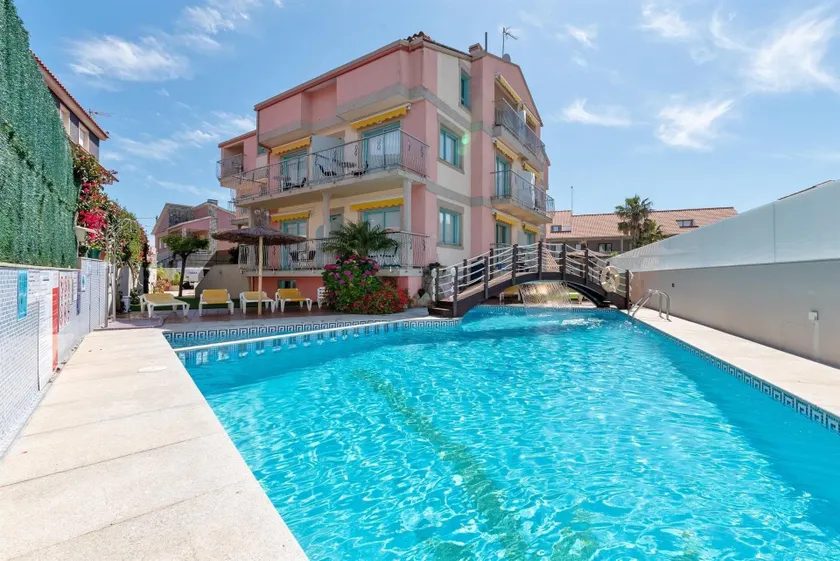 Duerming Velero Apartamentos - Image 1