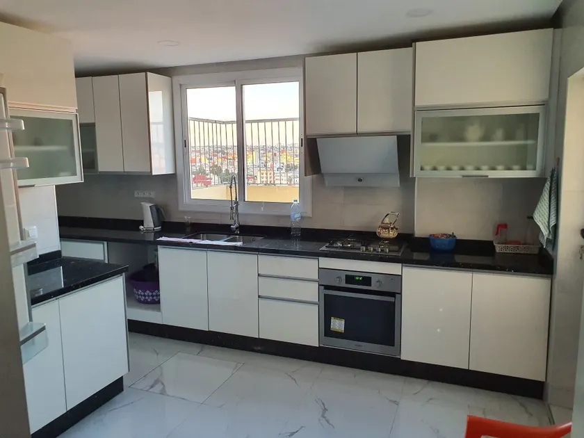 Familiar Luxury Apartment - Image 1