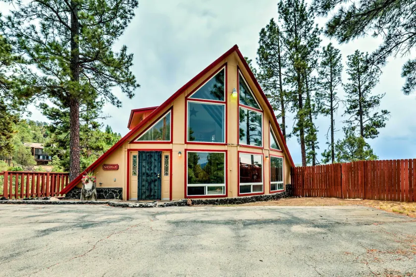 A-frame Ruidoso Retreat w\/ Deck, Grill & Views! - Image principale