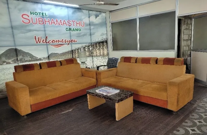 SRI SUBHAMASTHU GRAND - Lobby